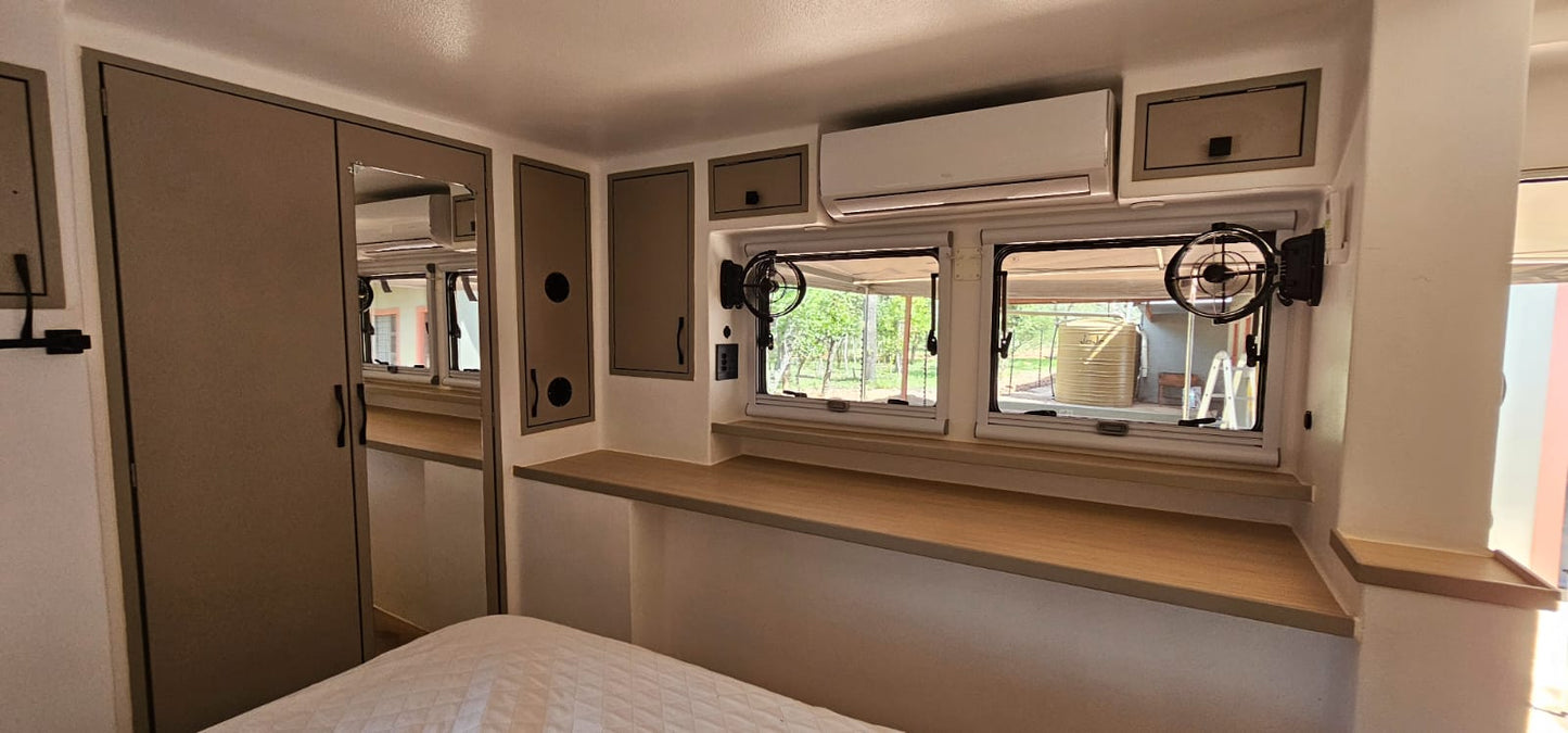 2024 Overlander 500 Off Road Camping Trailer (CT 1313)