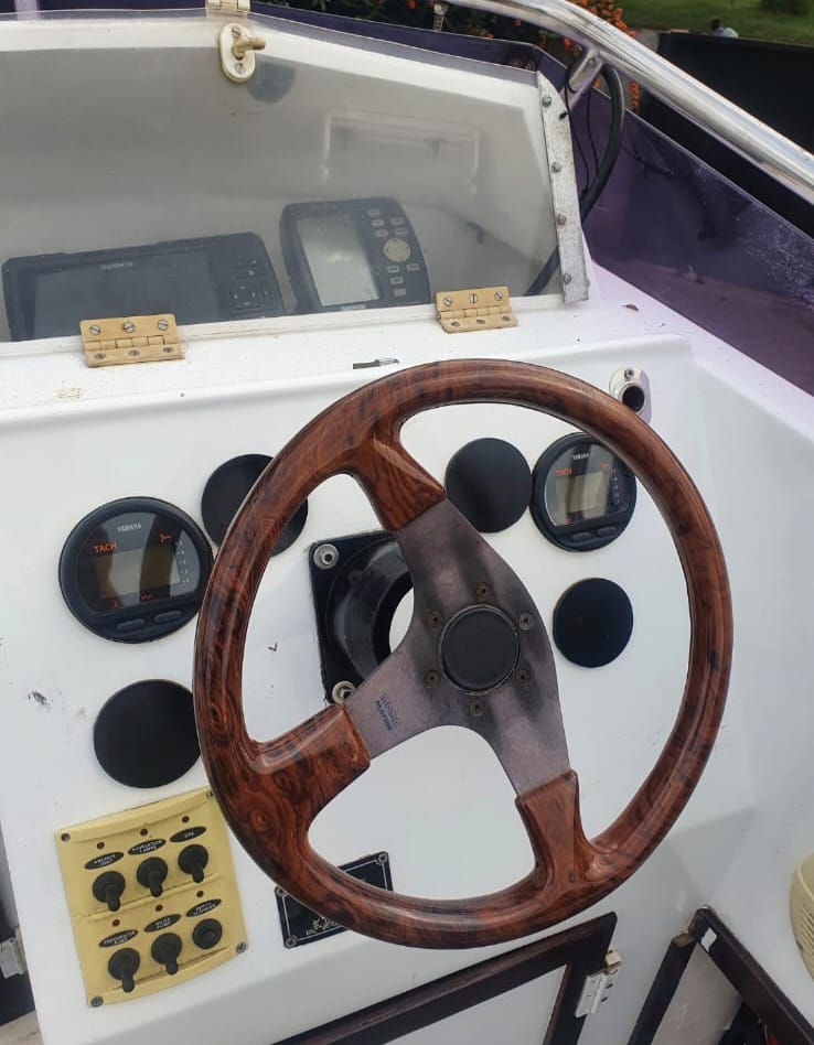 ACE Cat 515 Boat (CT 1352)