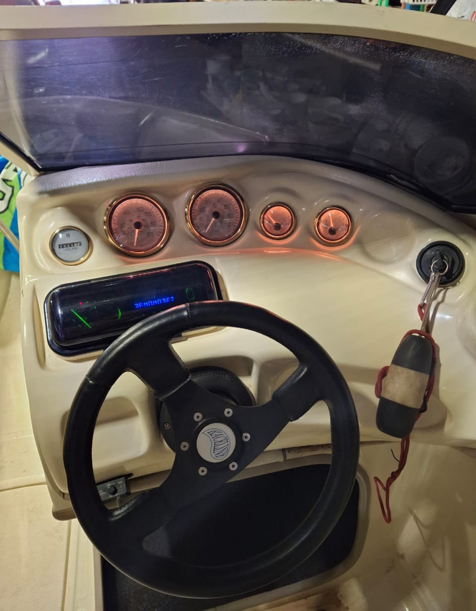 1998 Infinity 520 Boat (CT 1329)