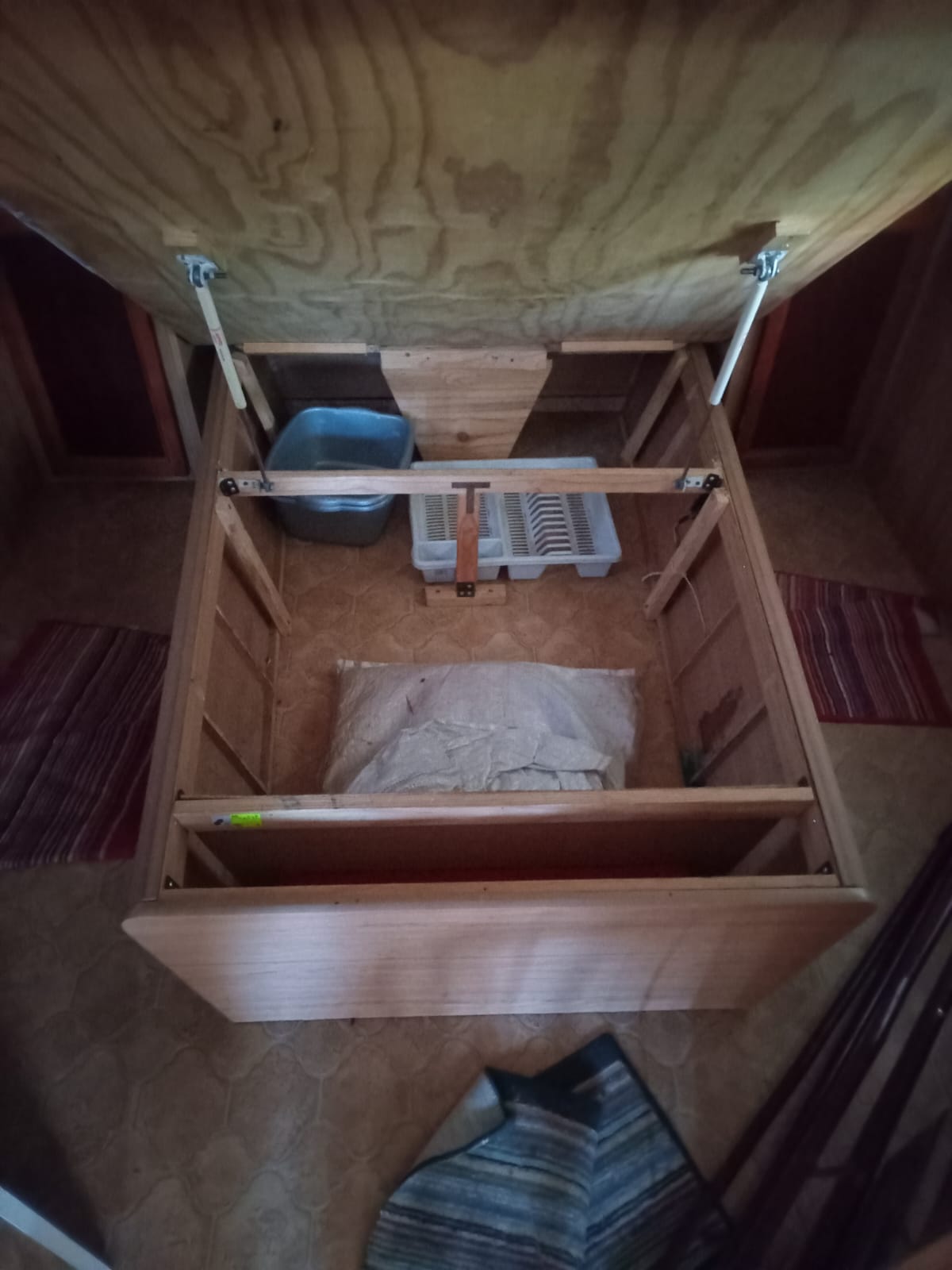1987 Gypsey 4B Caravan (CT 1421)