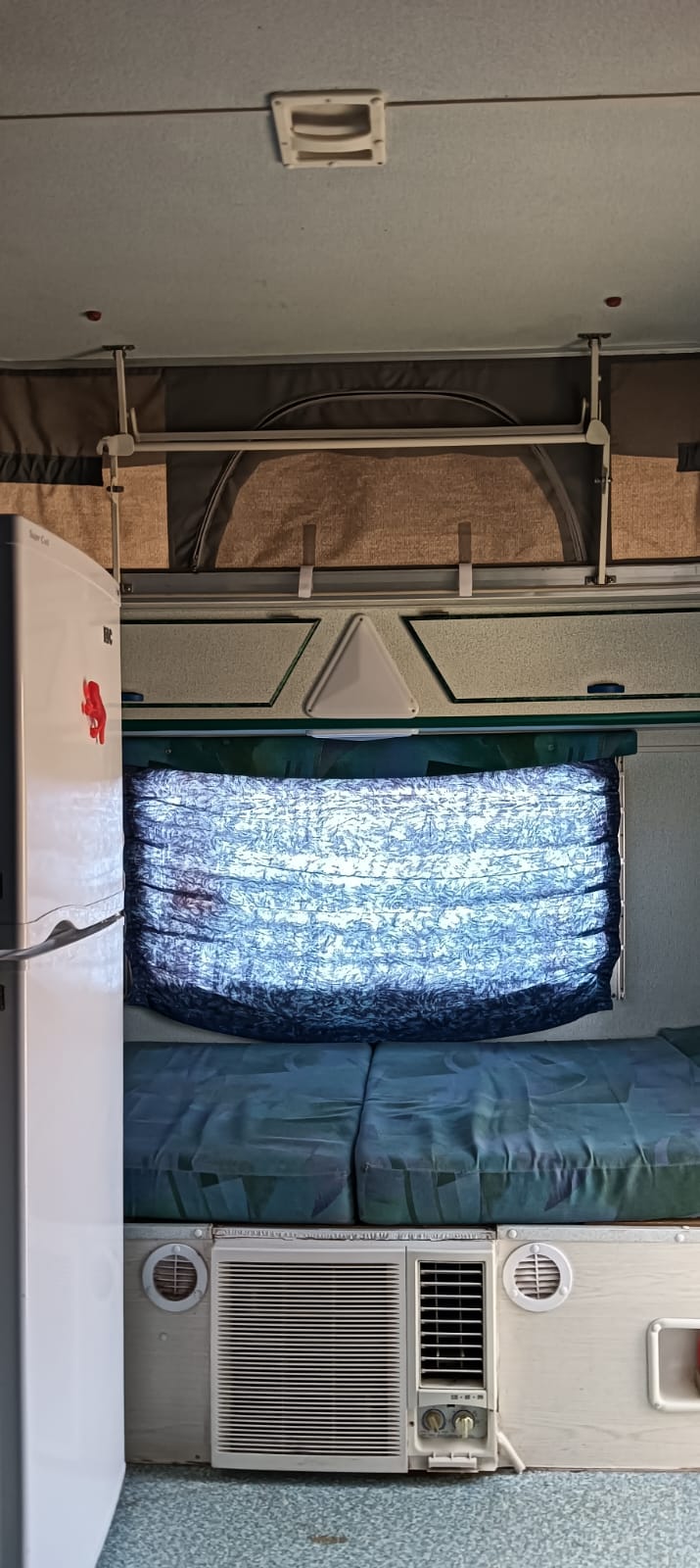 2000 Sprite Swing Caravan (CT 1433)