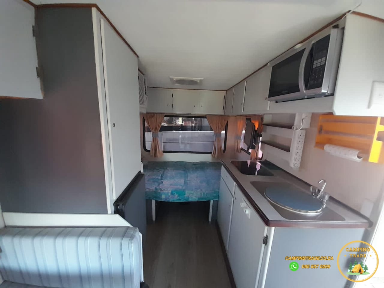 (SOLD) 2003 Iveco Discoverer 4 Motorhome (CT 1230)