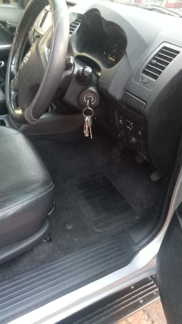 SOLD 2015 Toyota Hilux D4D 3.0 Bakkie (CT 1299)