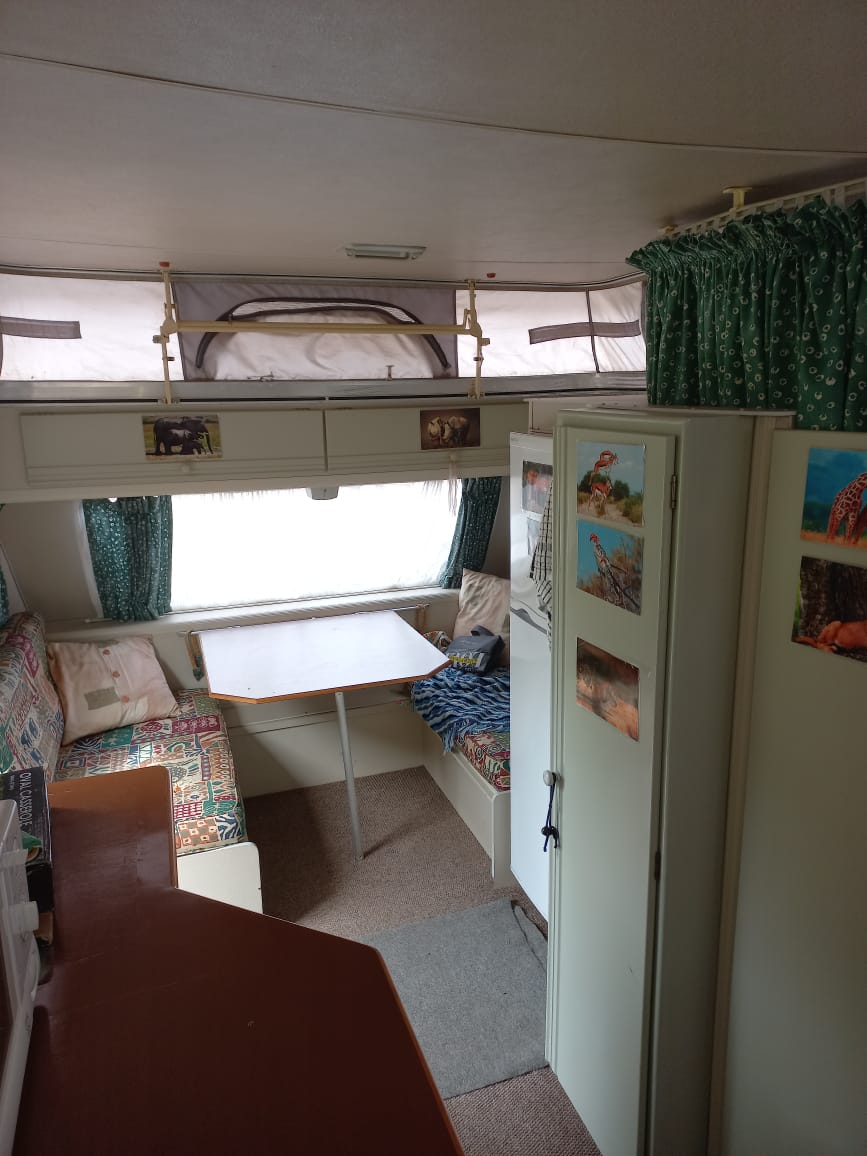 SOLD 1998 Jurgens Palma Caravan (CT 1374)