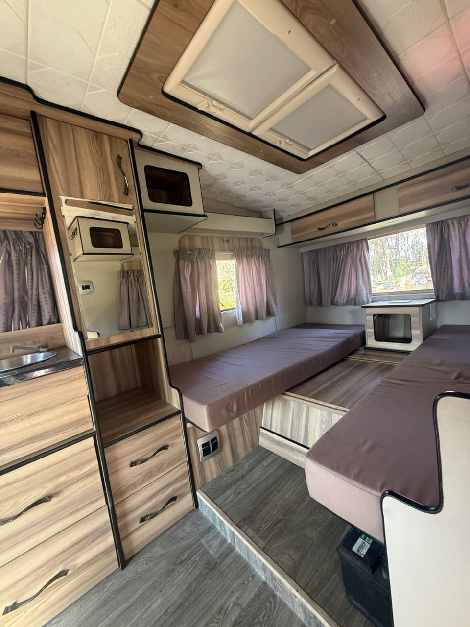 SOLD 1981 VW Autovilla Motorhome (CT 1436)