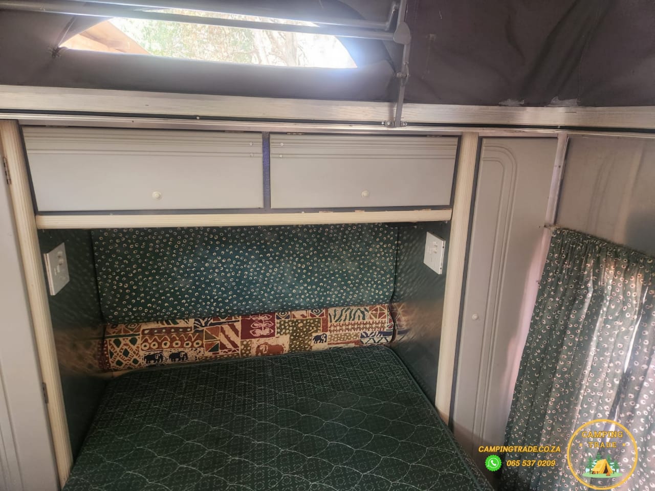 2000 Jurgens Fleetline Caravan (CT 1213)