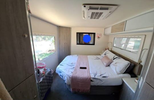 SOLD 2015 Sensation Anee Caravan (1376)