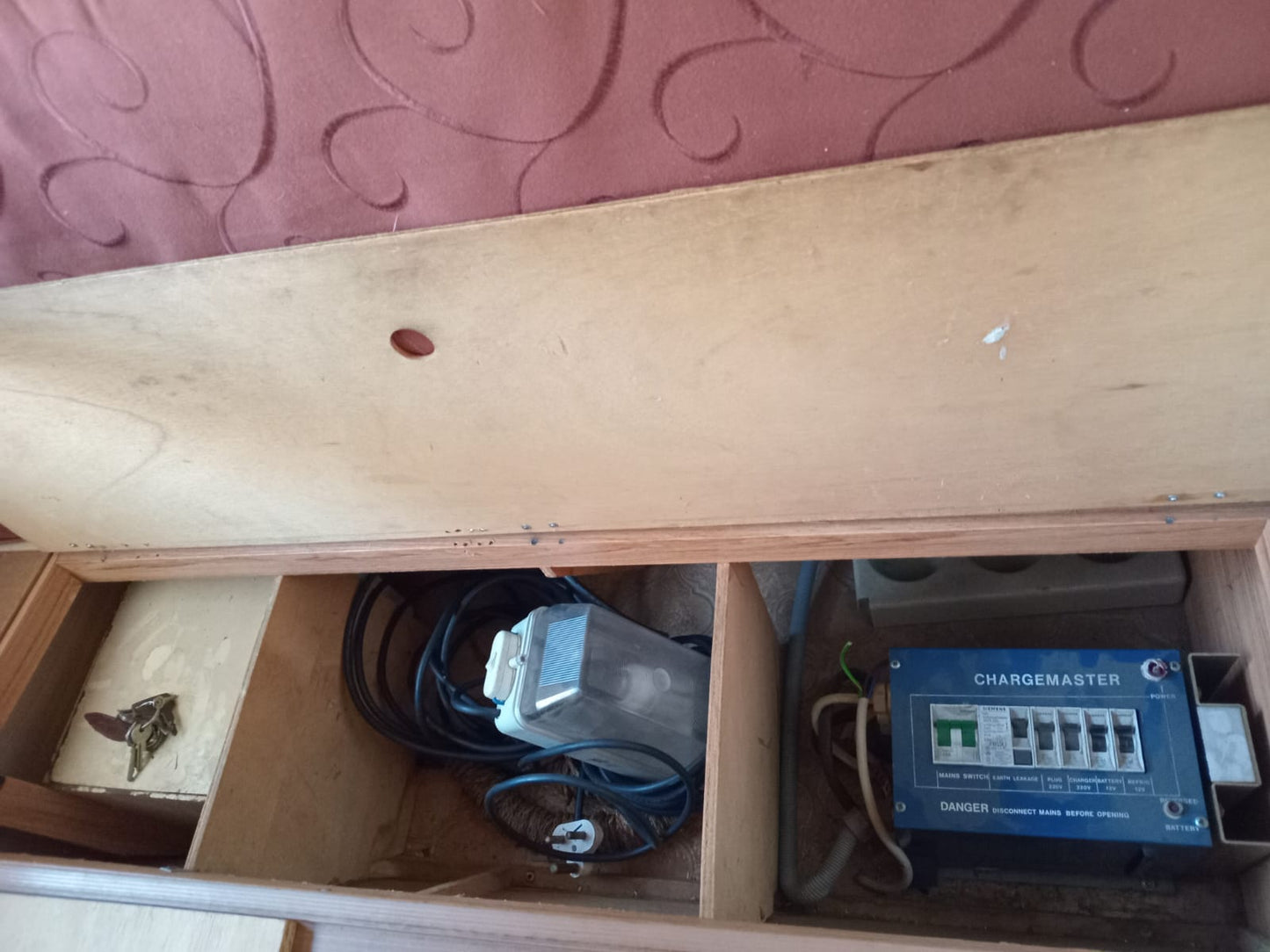 1987 Gypsey 4B Caravan (CT 1421)