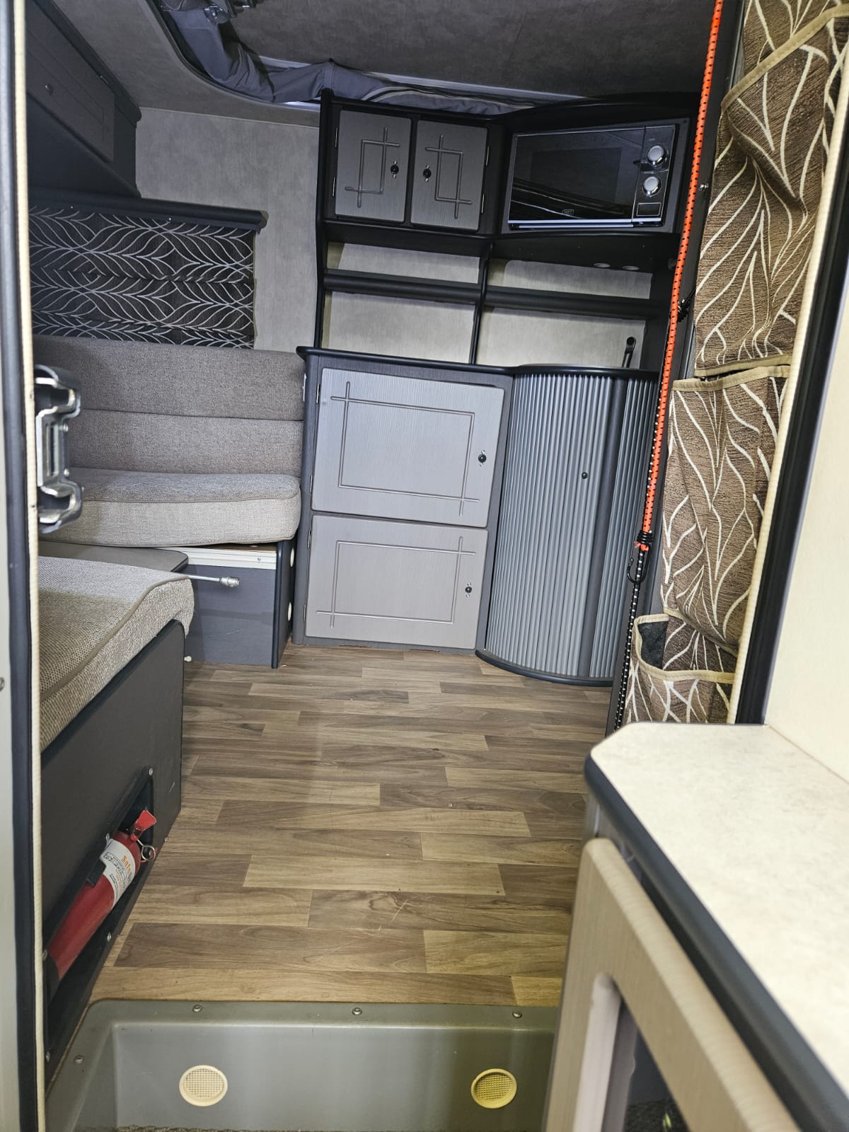 2016 Jurgens Fleetline Caravan (CT 1228)