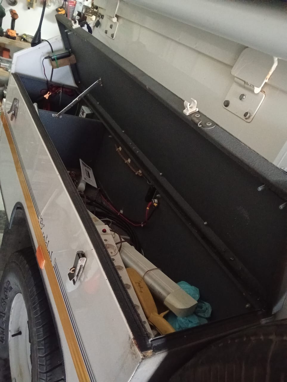 1998 Brakhah Off Road Camping Trailer (CT 1399)