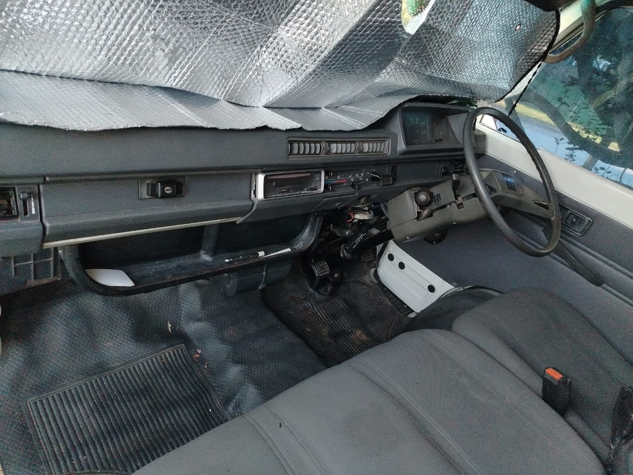 190 Mitsubishi L300 Motorhome (CT 1404)
