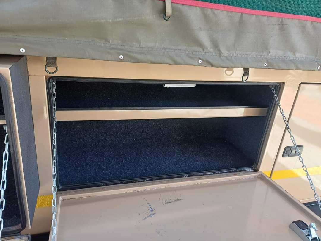 SOLD 2018 Wildebees Survivor Off Road Camping Trailer (CT 1360)
