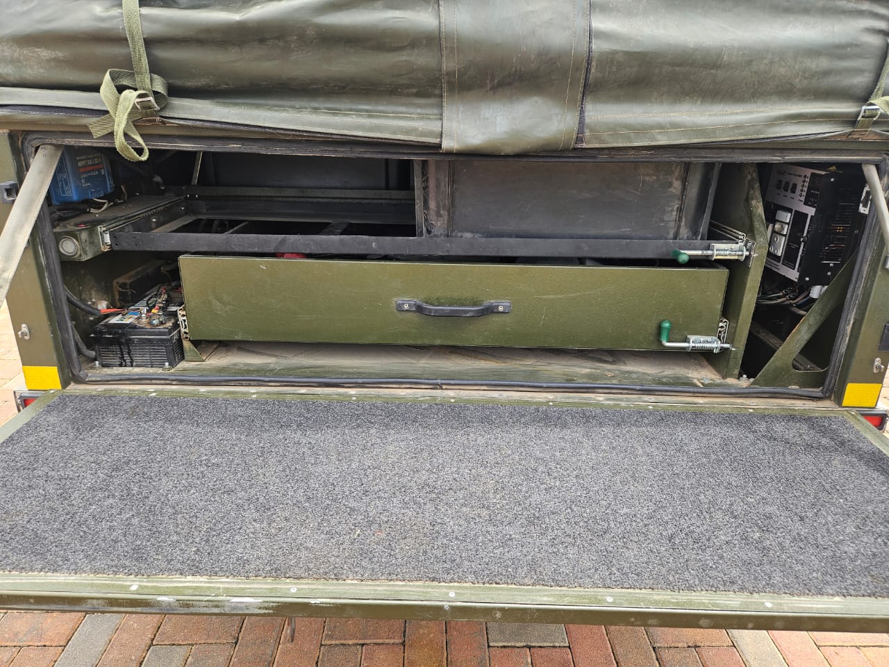 2019 Summit Everest Off Road Camping Trailer (CT 1459)