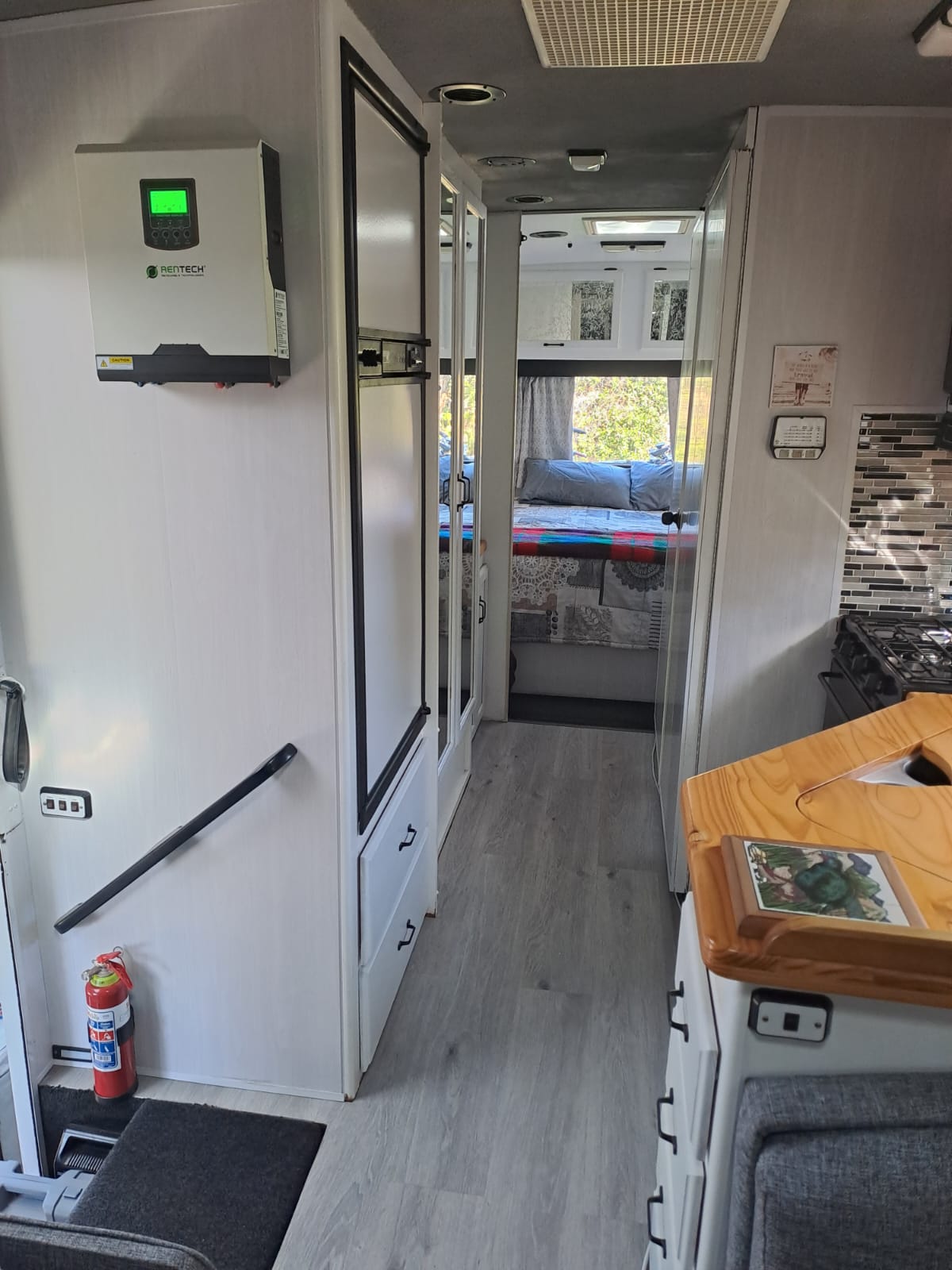 SOLD 1997 Winnebago Itasca Sunrise Motorhome (CT 1332)
