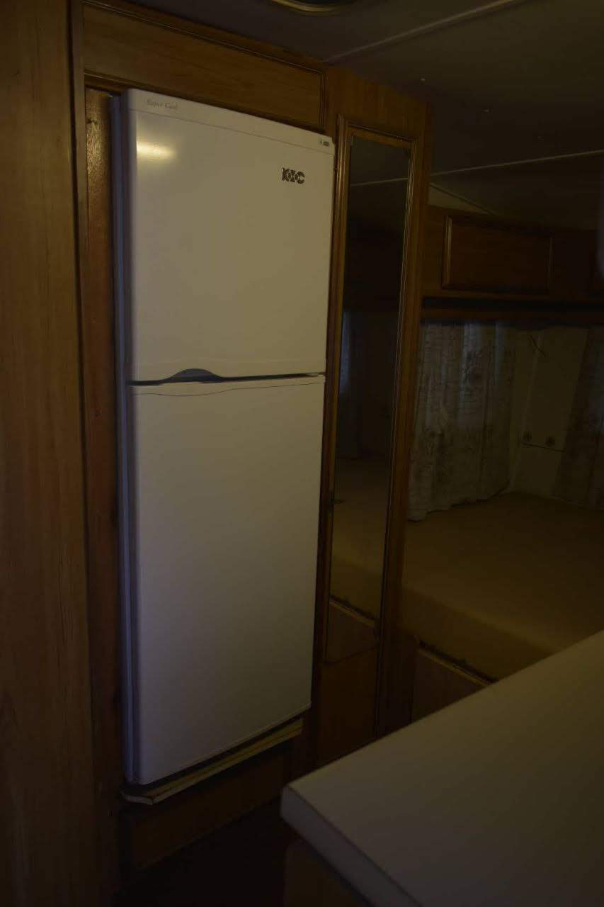 SOLD 1985 Jurgens Magnifique XL Caravan (CT 1398)