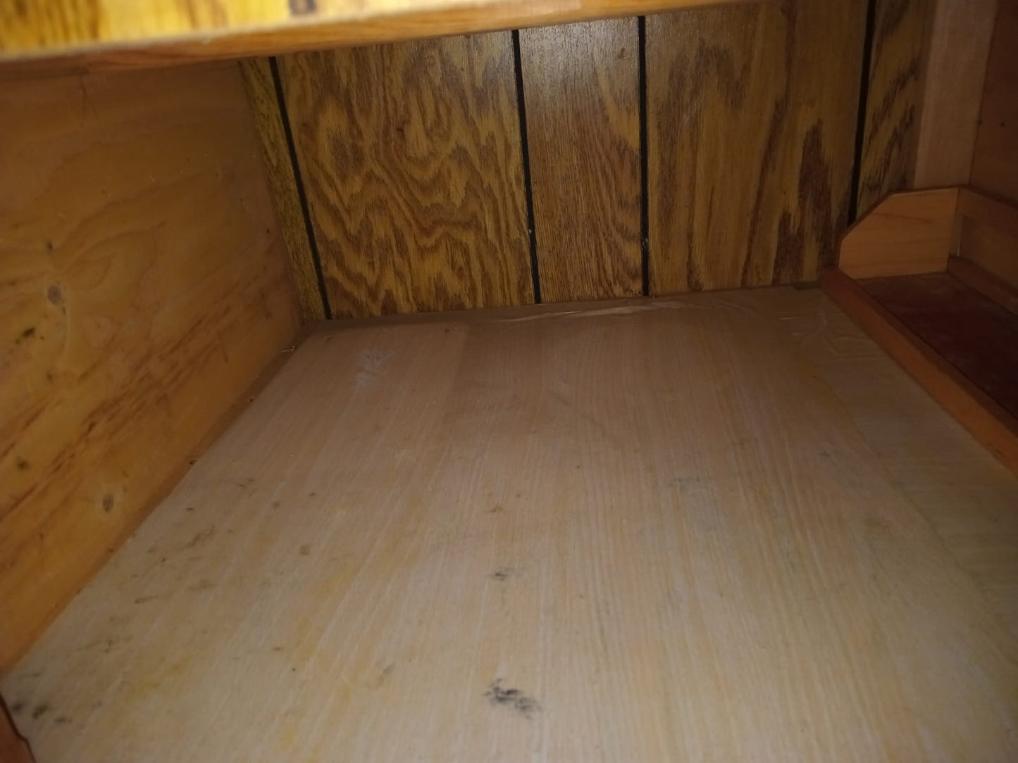 1987 Gypsey 4B Caravan (CT 1421)