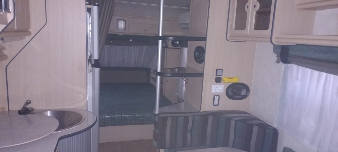 SOLD 2010 Jurgens Exclusive Caravan (CT 1355)