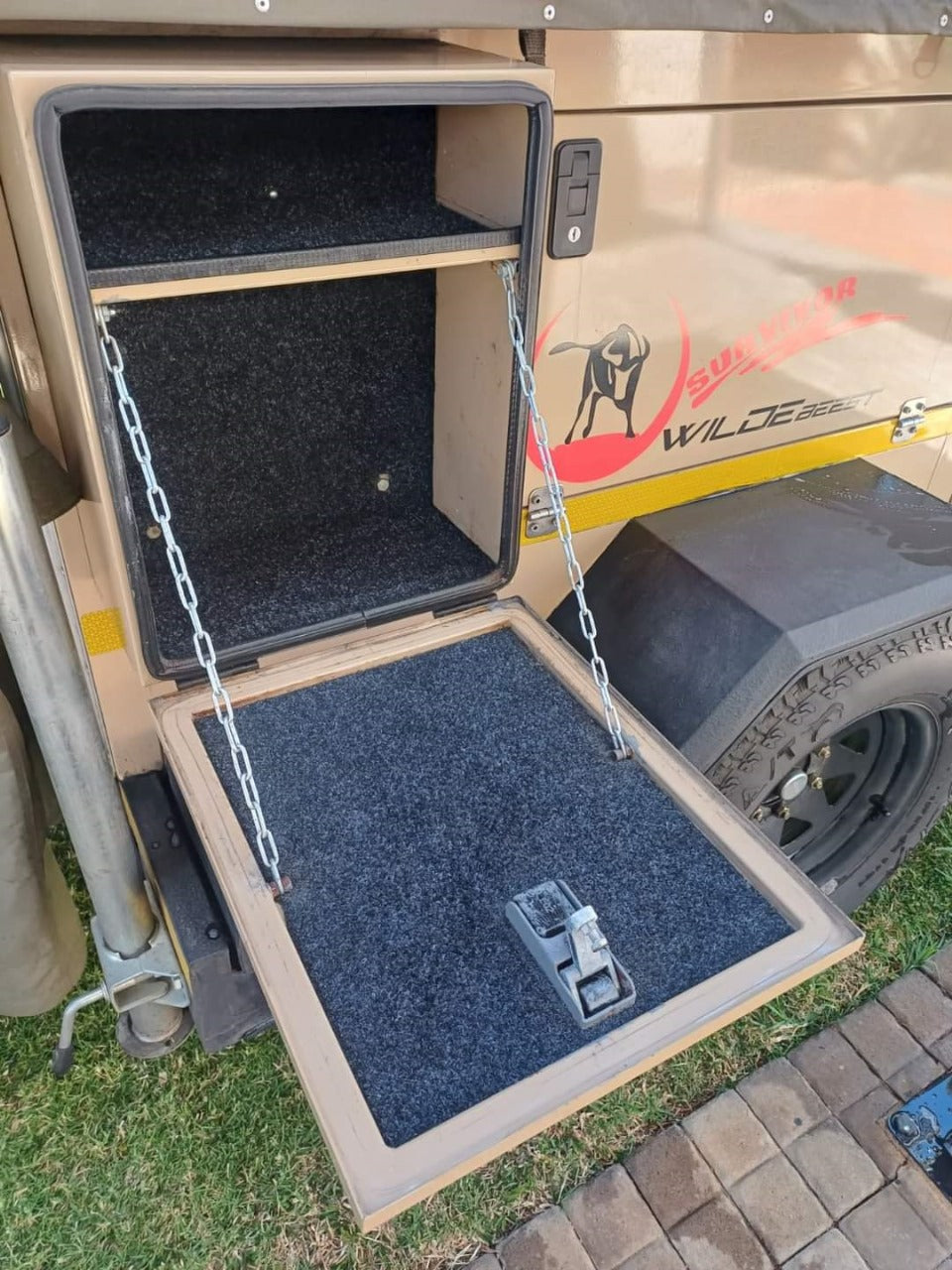 SOLD 2018 Wildebees Survivor Off Road Camping Trailer (CT 1360)