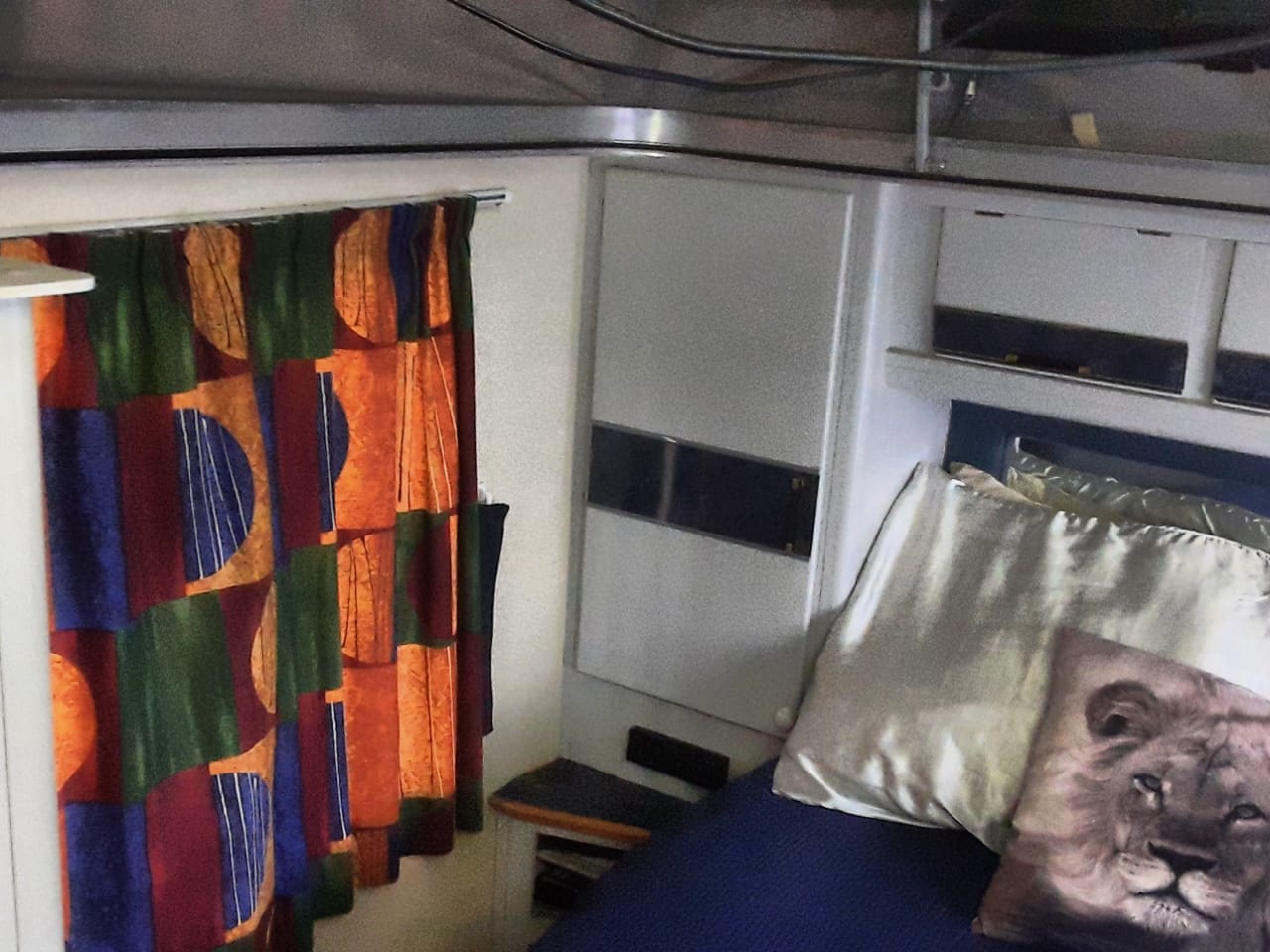SOLD 1995 Jurgens Gazelle Caravan (CT 1297)