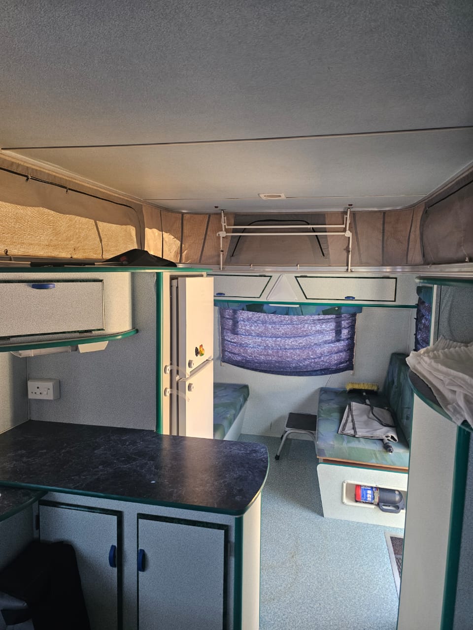 SOLD 2000 Sprite Splash Caravan (CT 1427)