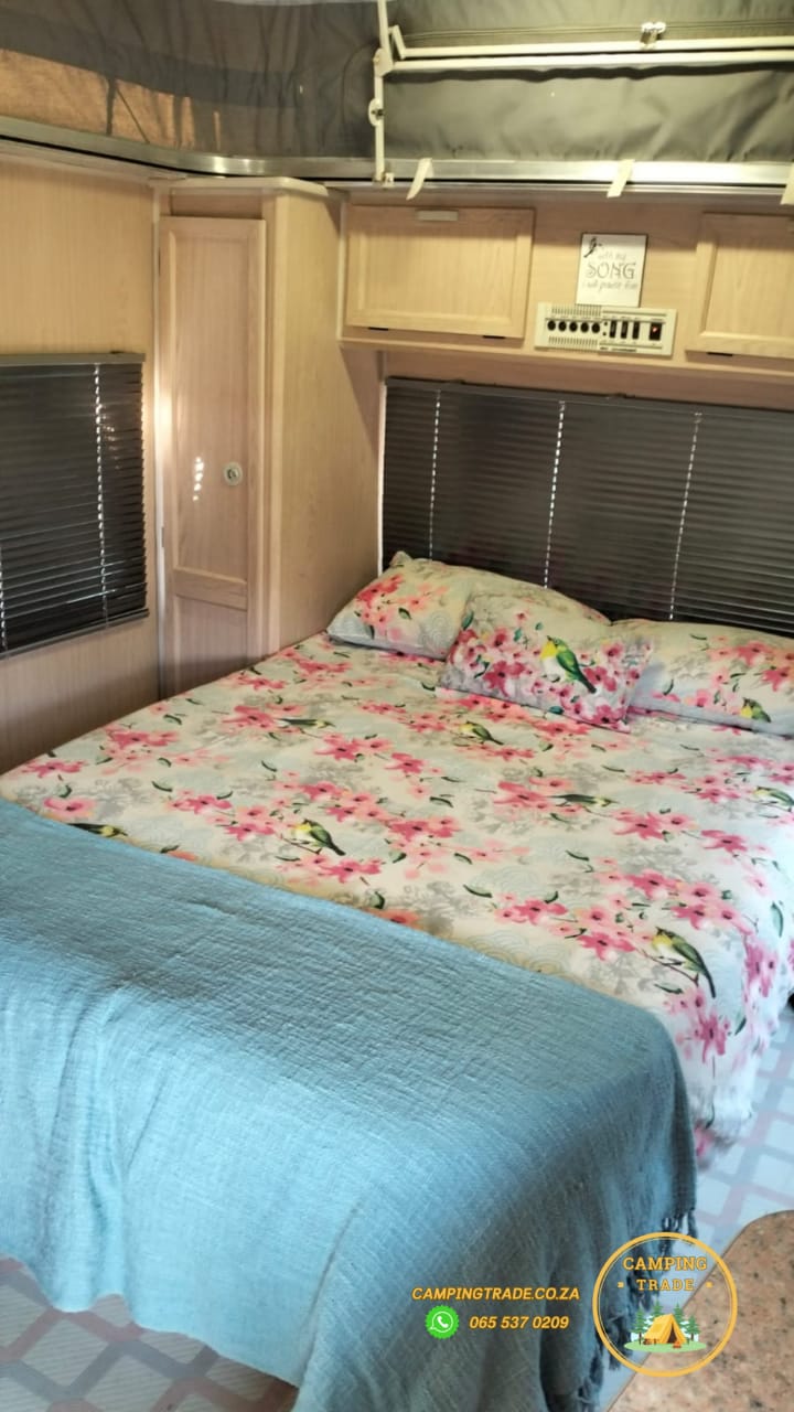 (SOLD) 1992 Sprite Super Sport Caravan (CT 1258)