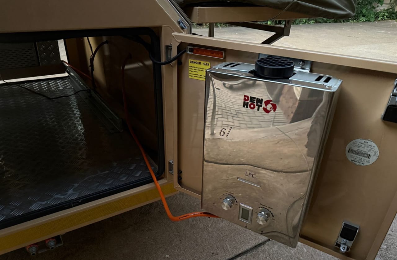 SOLD 2014 Bush Lapa Miskruier Off Road Camping Trailer (CT 1368)