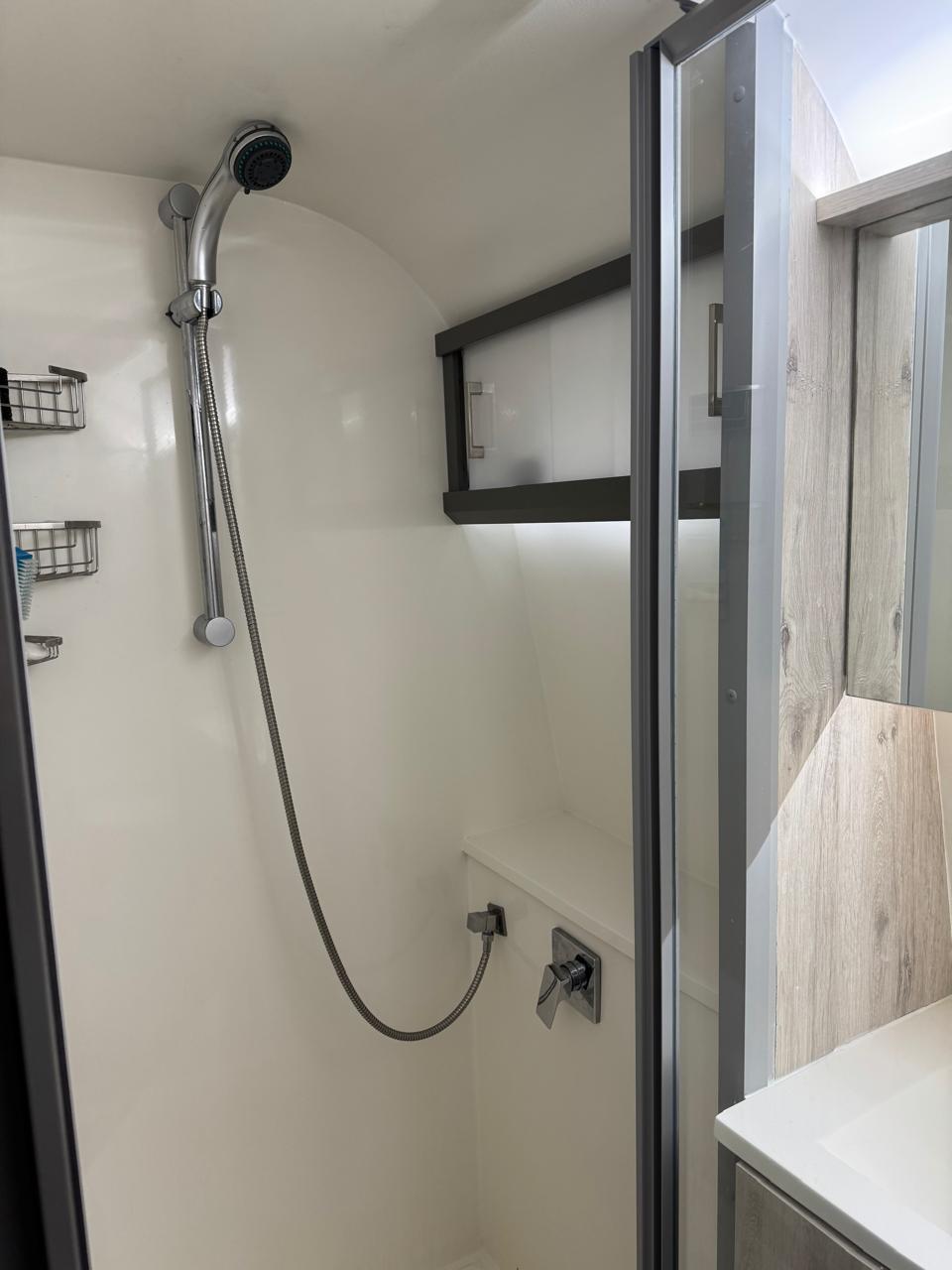 SOLD 2024 Cascade Comfort Caravan (CT 1391)