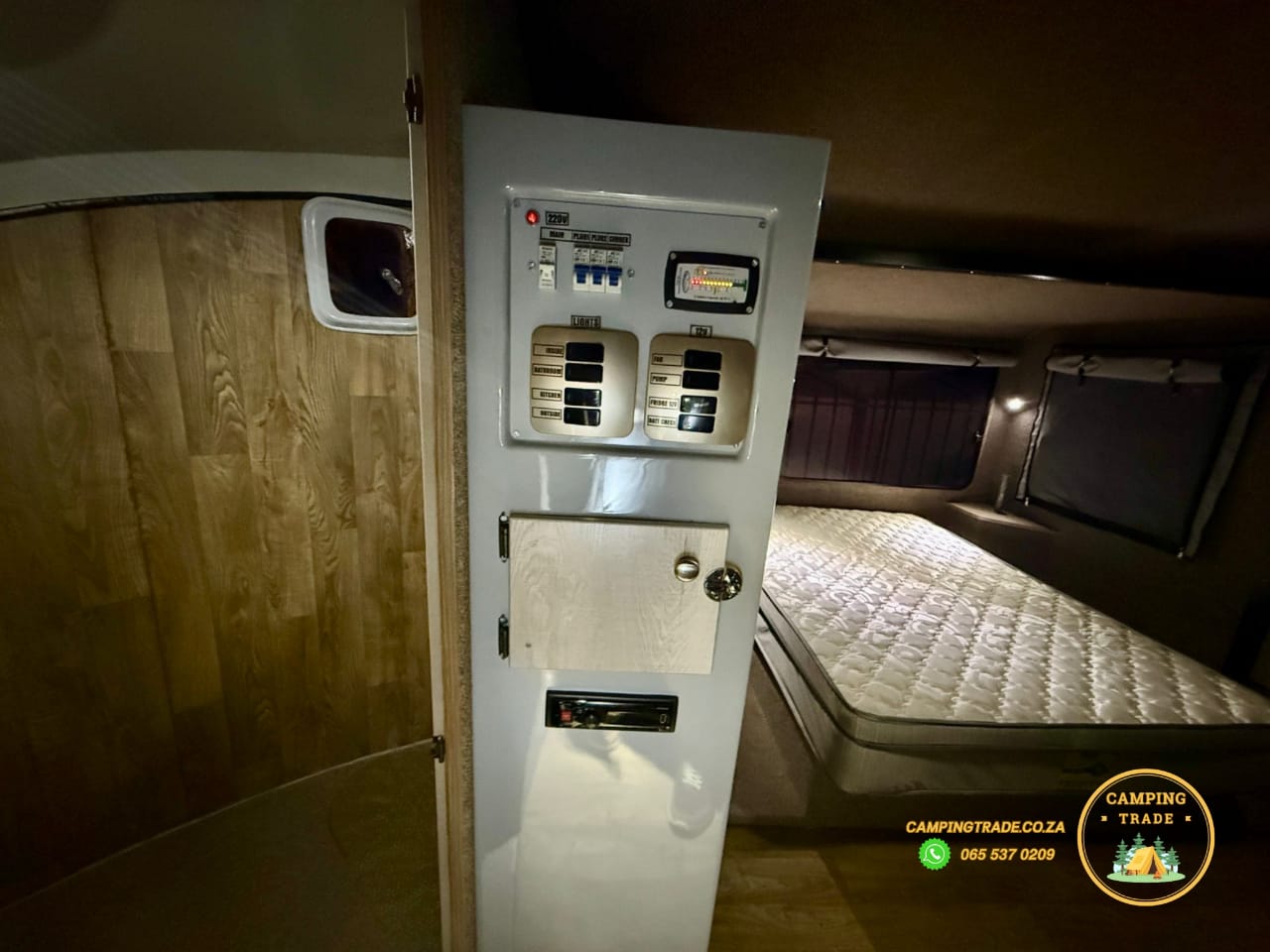 2015 Mobi Lodge Adventure Caravan (CT 1389)