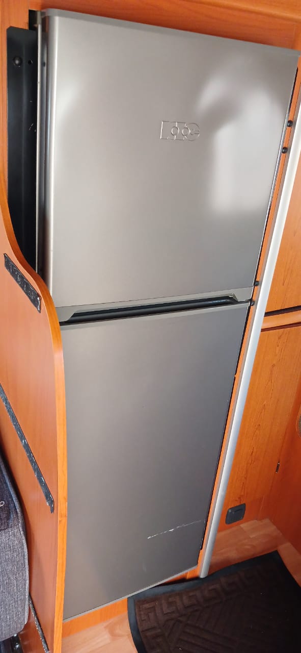 SOLD 2016 Iveco Discoverer 4 Motorhome (CT 1402)