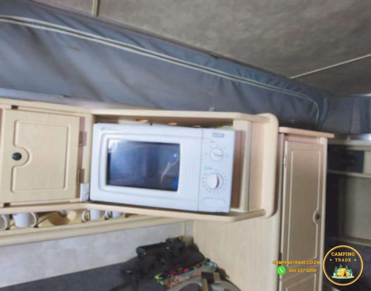 SOLD 2007 Jurgens Fleetline Caravan (CT 1247)