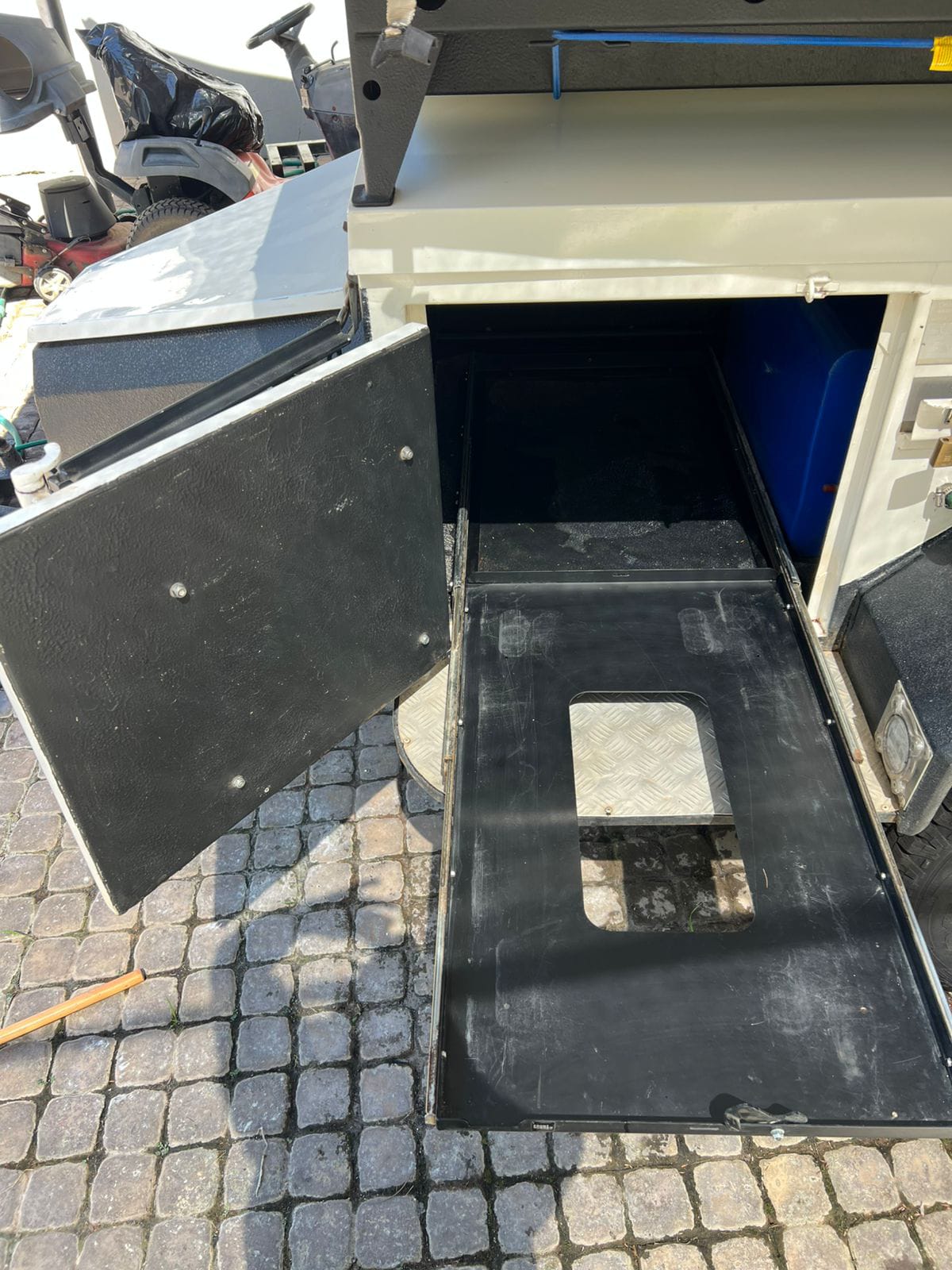 SOLD 2008 Challenger Bundu Basher Camping Trailer (CT 1302)