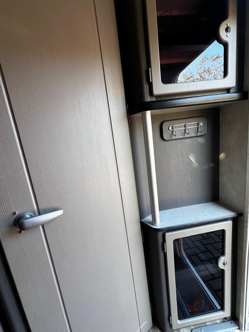 SOLD 2015 Jurgens Classique Caravan (CT 1406)