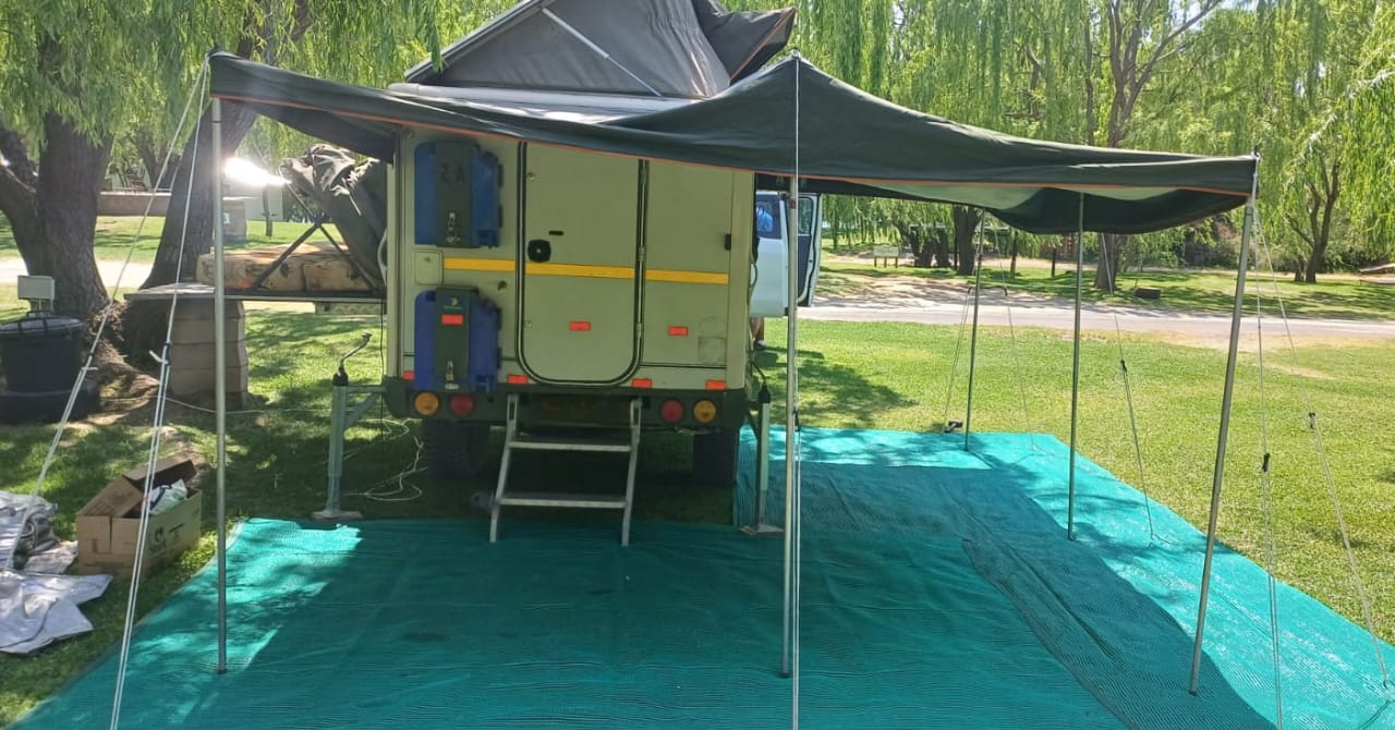 2001 Jurgens Oryx Off-Road Caravan ( CT 1282)