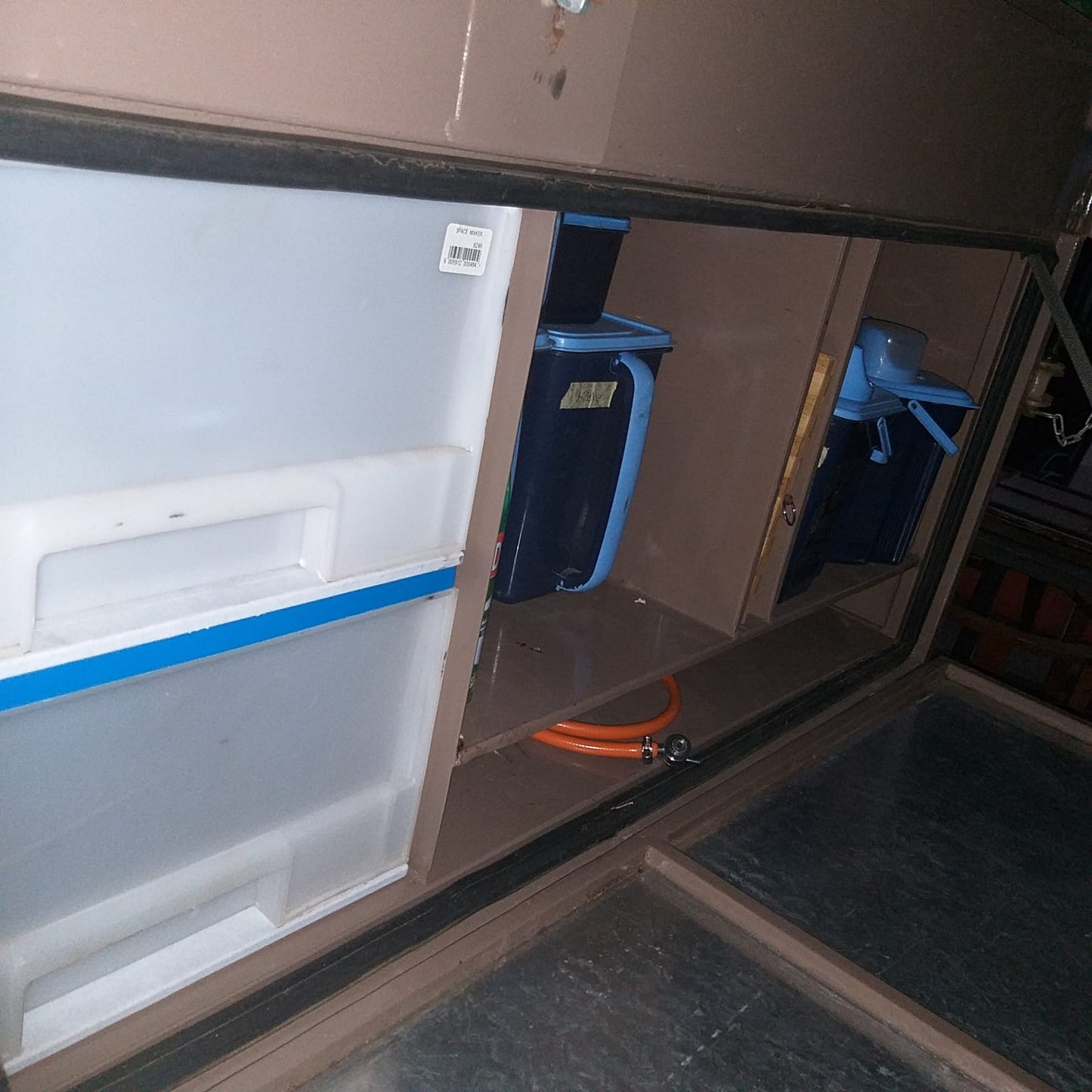 2009 Macau Camping Trailer (CT 1318)