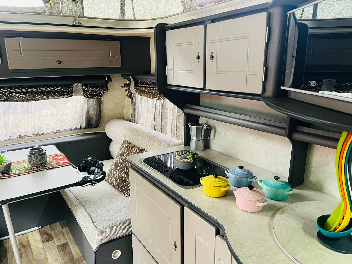 2016 Jurgens Penta Caravan (CT 1367)