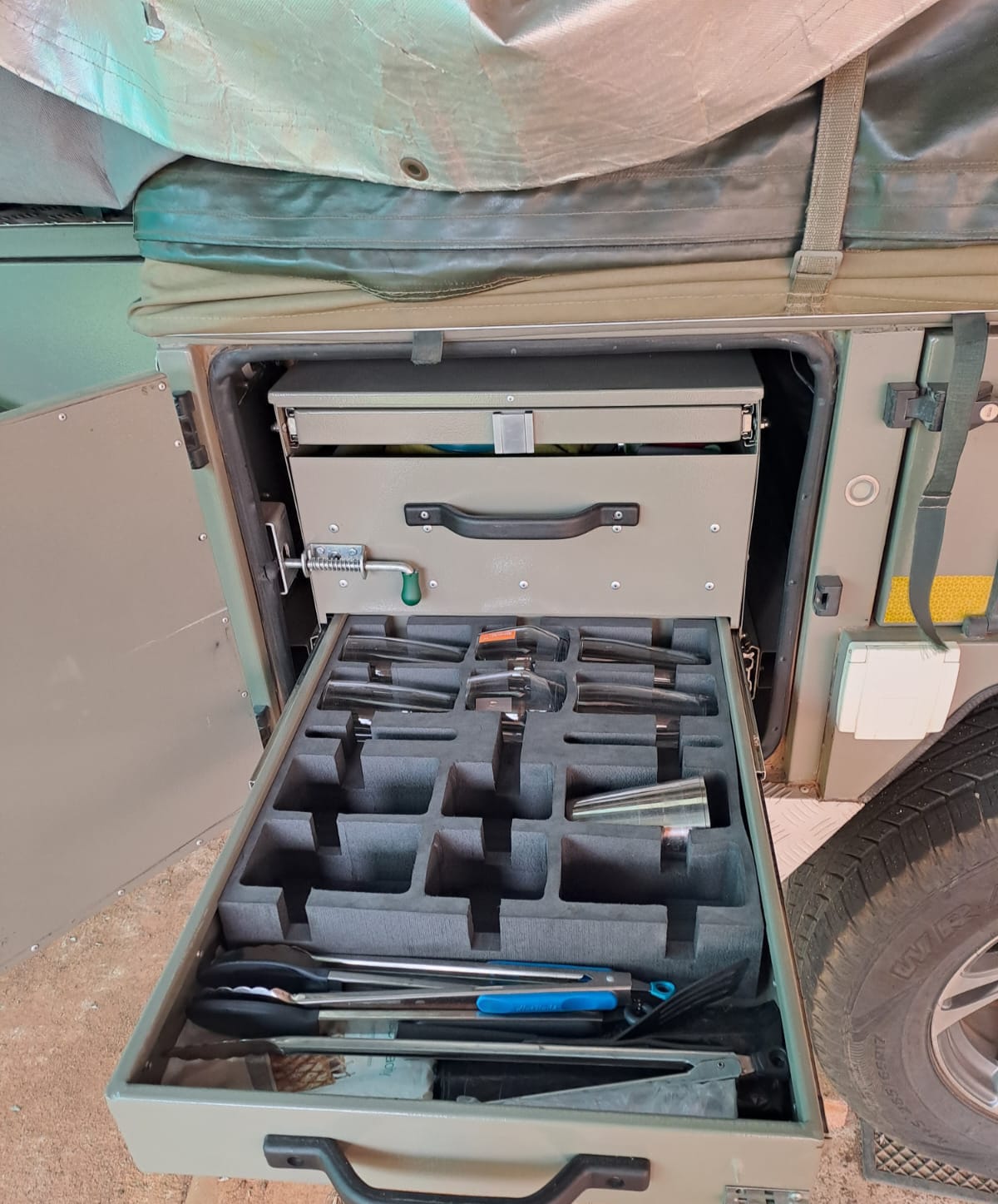 SOLD 2019 Summit Everest Offroad Camping Trailer (CT 1243)