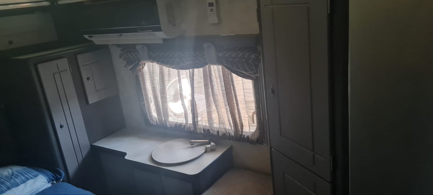 Jurgens Penta KC Caravan (CT 1040)