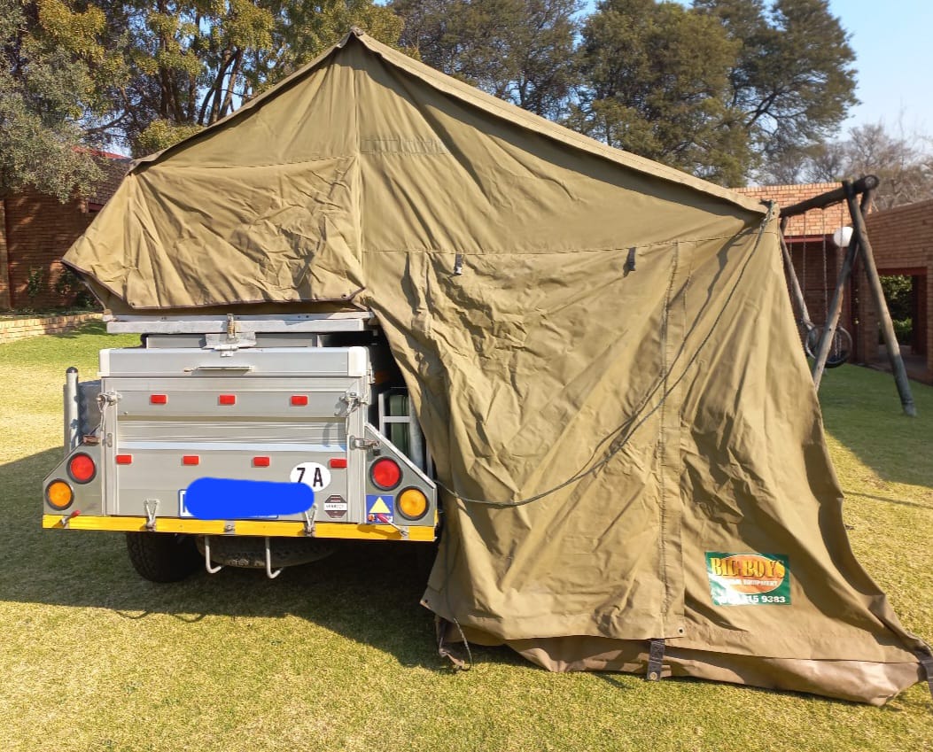 SOLD 2004 Multi Trailer Off-Road Camping Trailer (CT 1042)