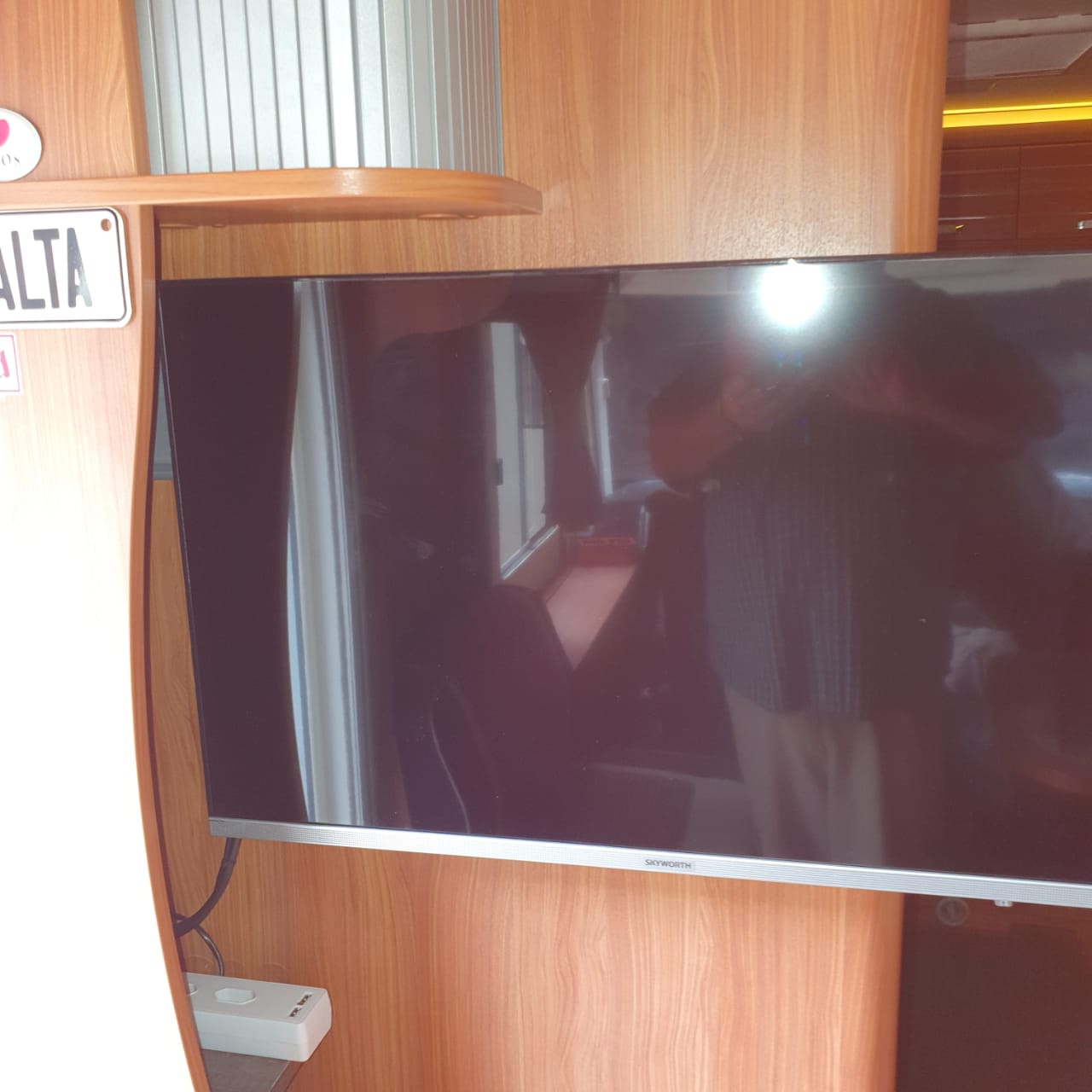 SOLD 2012 Dethleffs Esprit Luxury Motorhome and 2021 Suzuki Jimny Car (CT 1060)