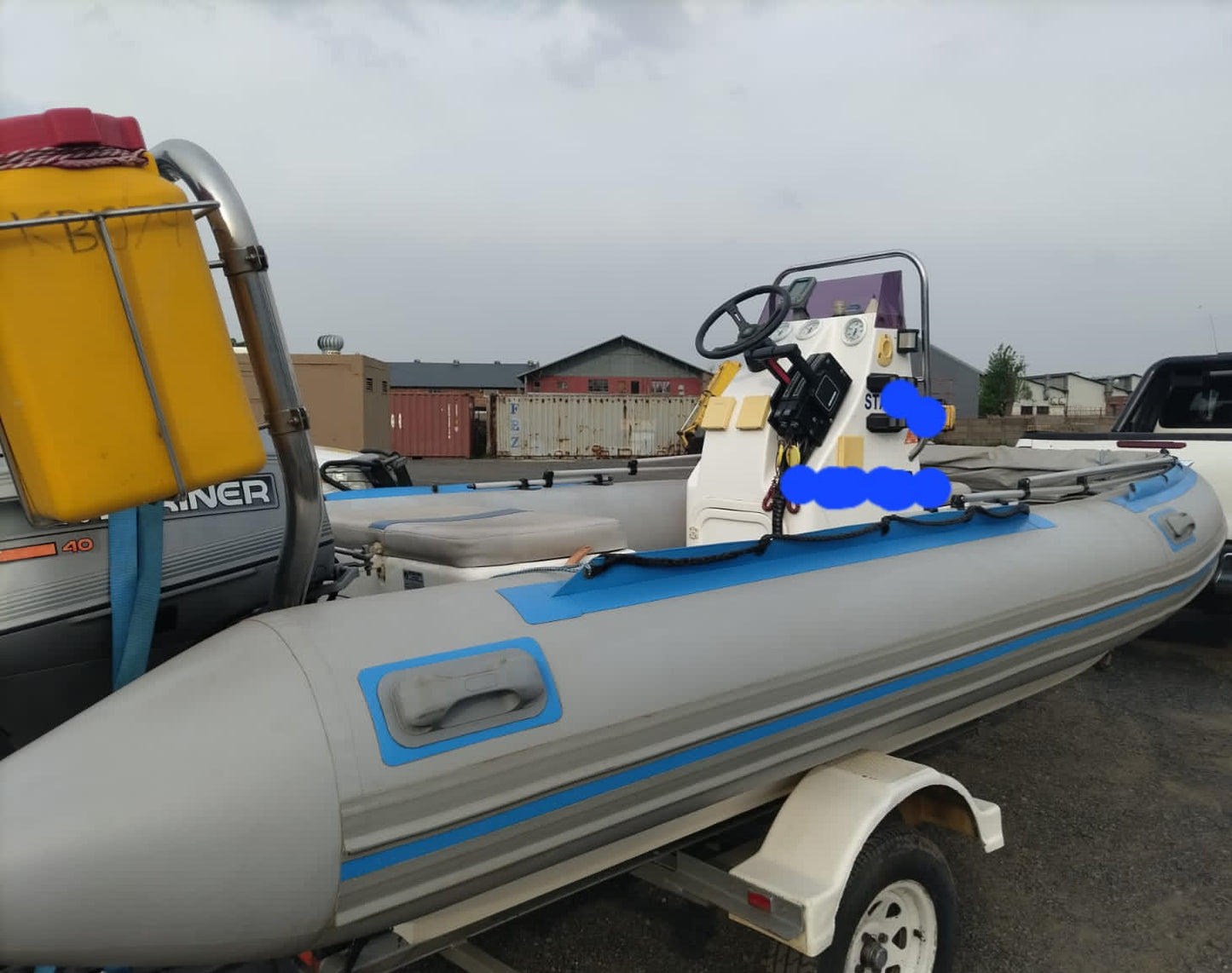 SOLD Rubber duck boat (CT 1061)