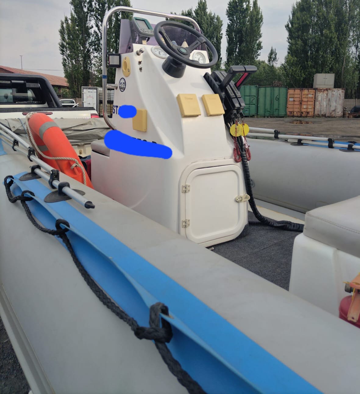 SOLD Rubber duck boat (CT 1061)