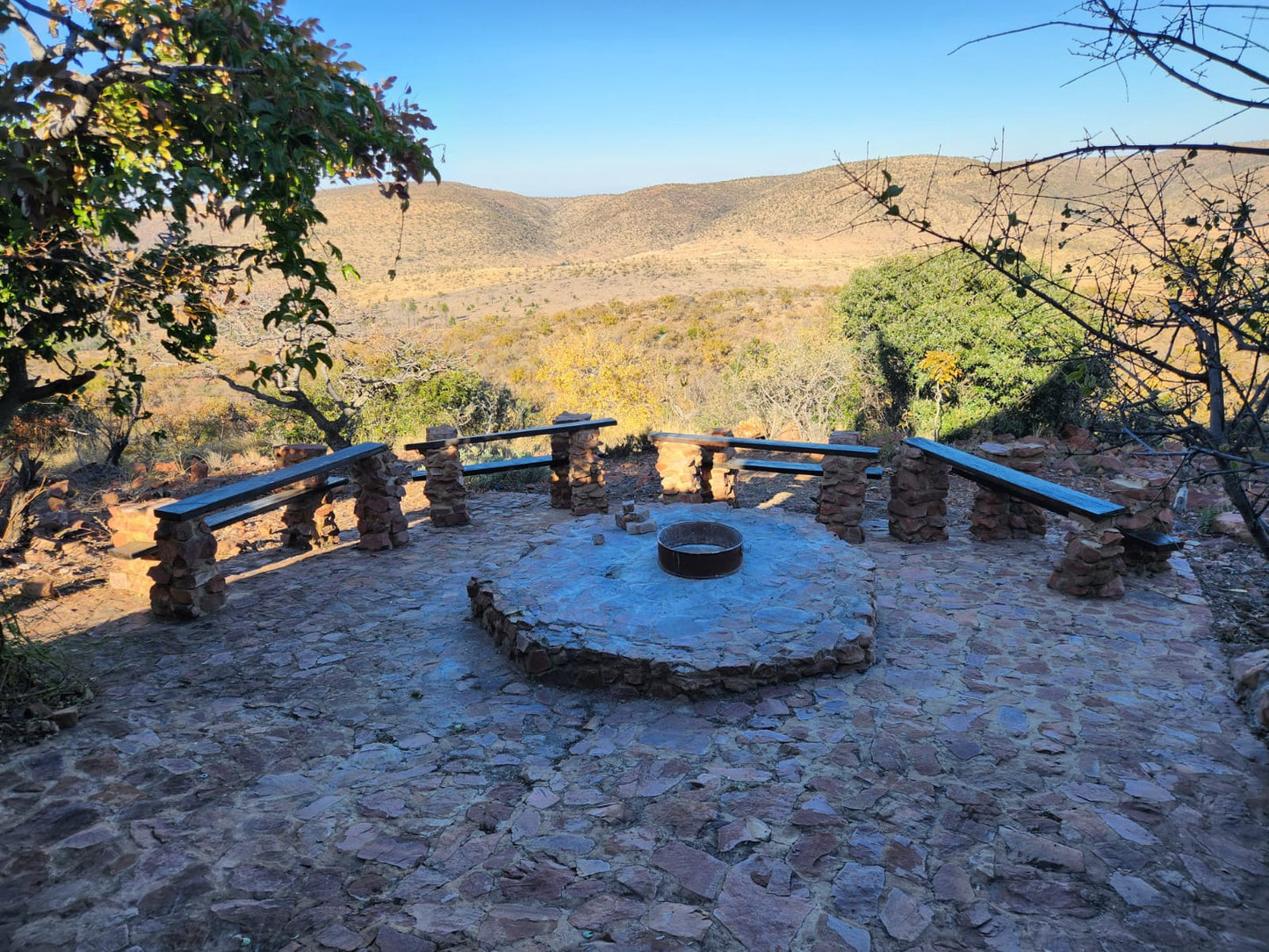 Bushveld Holiday Home (CT 1084)
