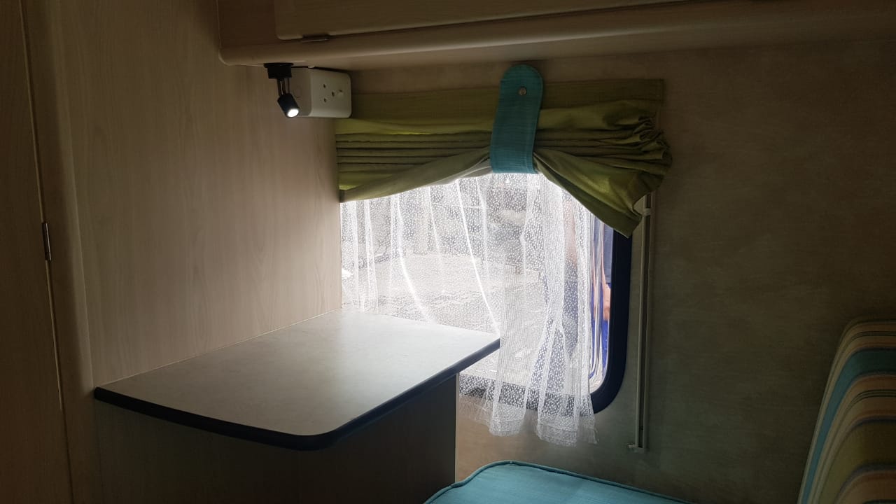 SOLD 2013 Sprite Swing en suite Caravan (CT 1085)