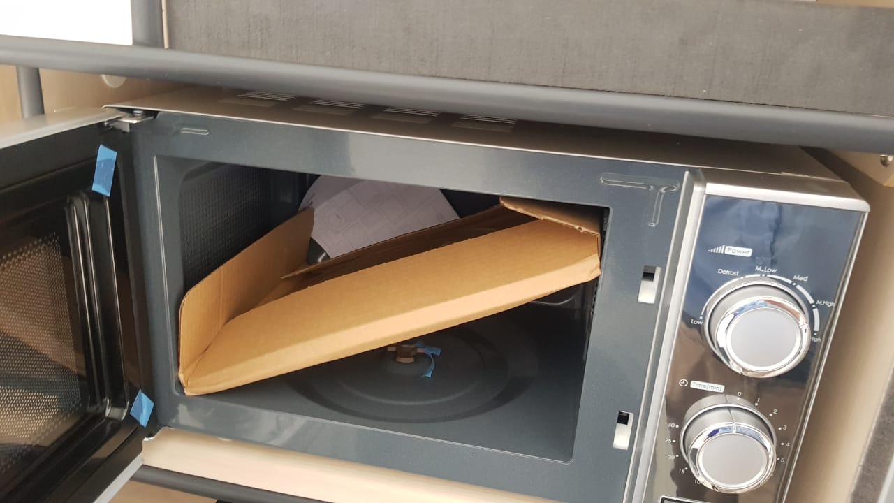 SOLD 2013 Sprite Swing en suite Caravan (CT 1085)