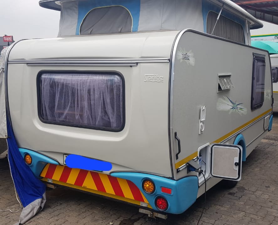 SOLD 2013 Sprite Swing en suite Caravan (CT 1085)