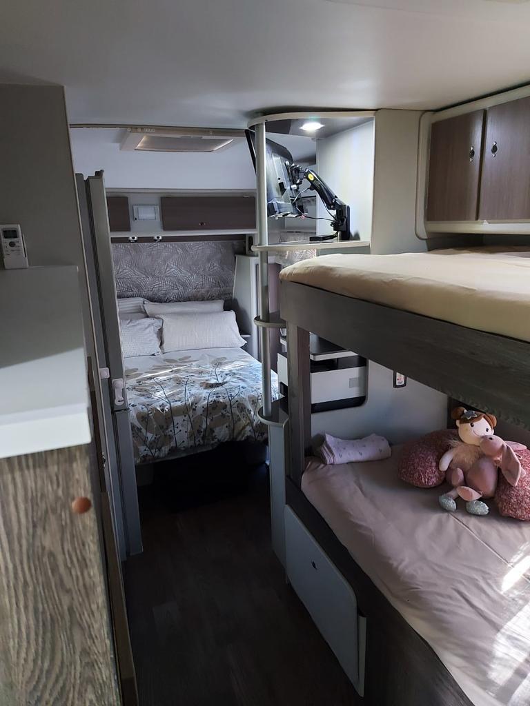 2019 Jurgens Exclusive Caravan (CT 1092)
