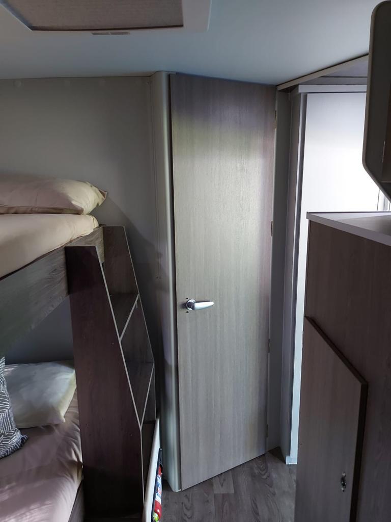 2019 Jurgens Exclusive Caravan (CT 1092)