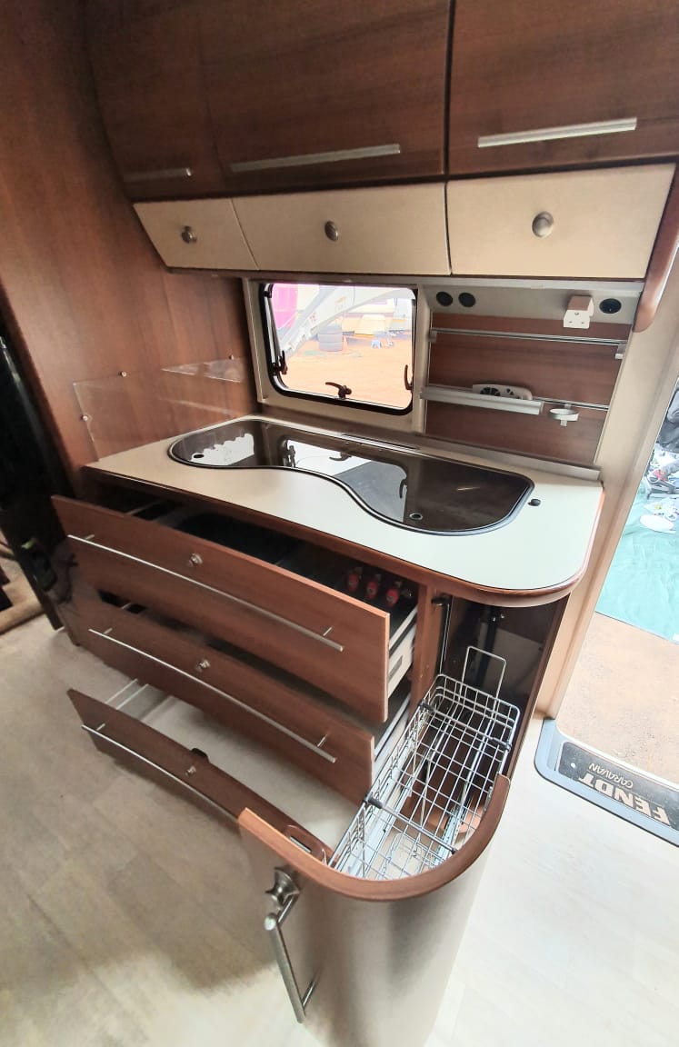 SOLD 2011 Fendt Brilliant Caravan (CT 1097)