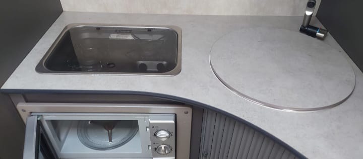 SOLD 2014 Jurgens Classique Caravan (CT 1103)
