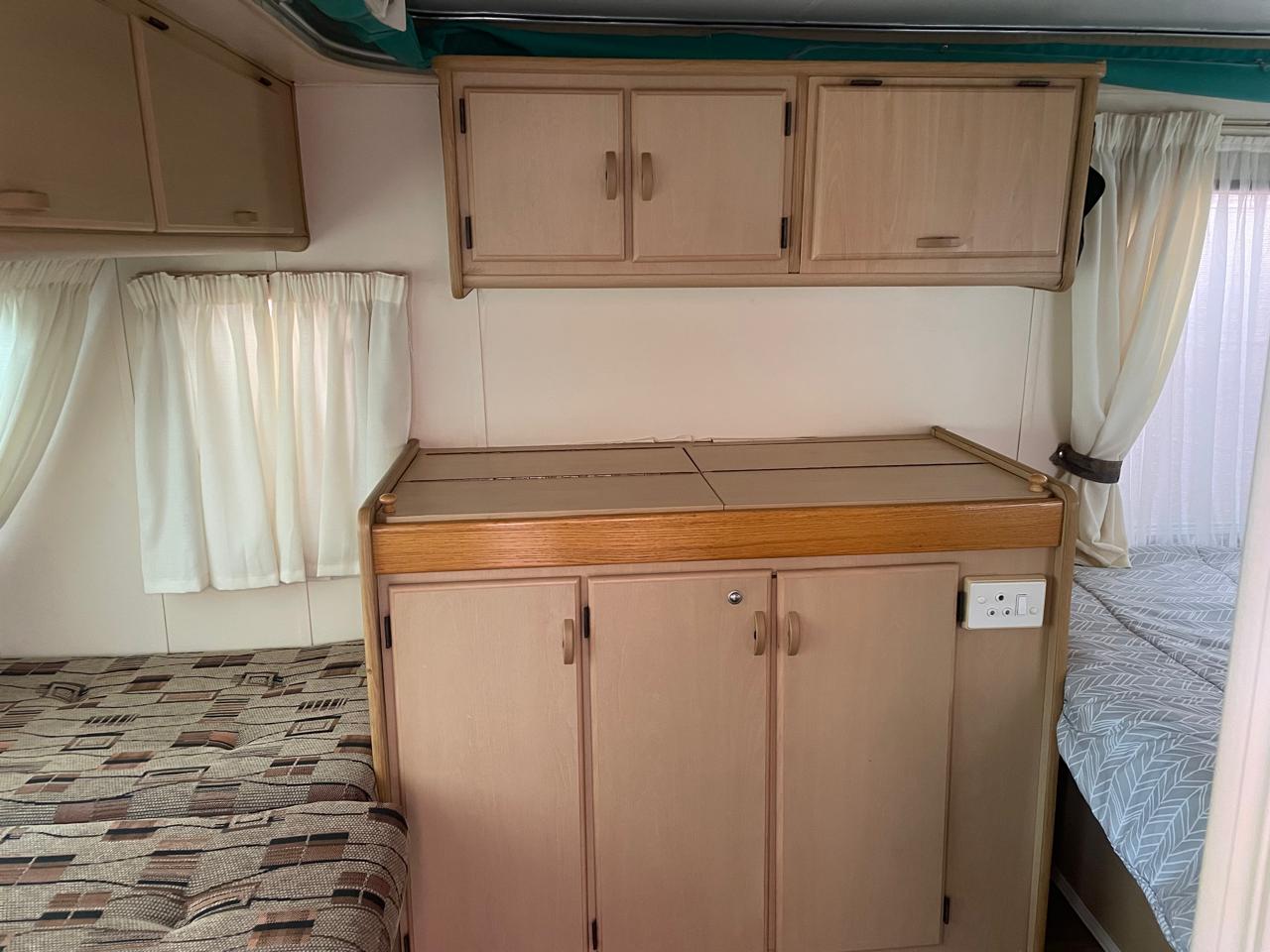 SOLD 1998 Gypsey Rapier Caravan (CT 1108)